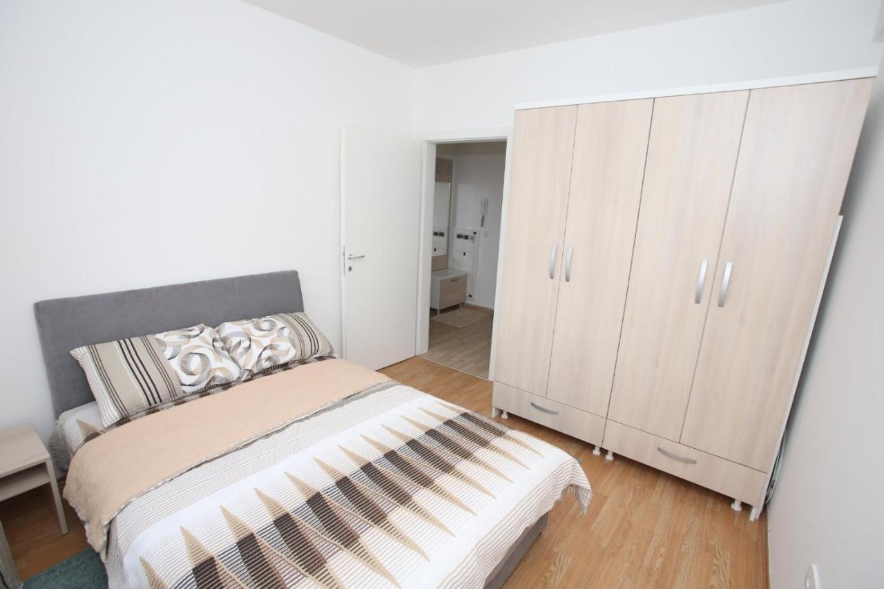 Fast Sleep & Go 3 Apartment Paracin Exterior photo