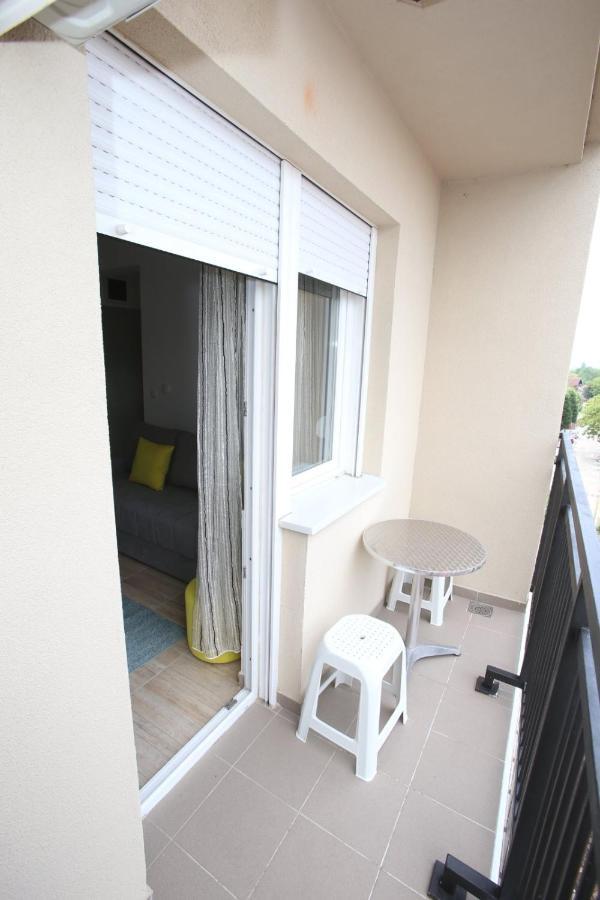 Fast Sleep & Go 3 Apartment Paracin Exterior photo